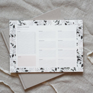 Weekly Planner – Pale Blossoms | A4